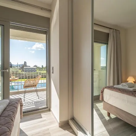 Carlos Mansion Luxury Апарт-отель 4*