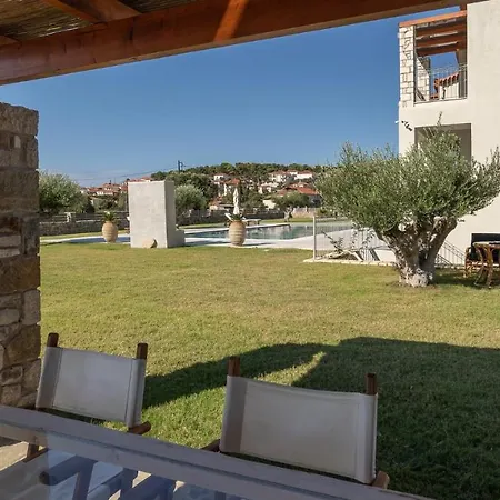 Carlos Mansion Luxury Апарт-отель 4*