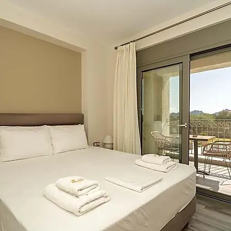 Aparthotel Carlos Mansion Luxury 4*
