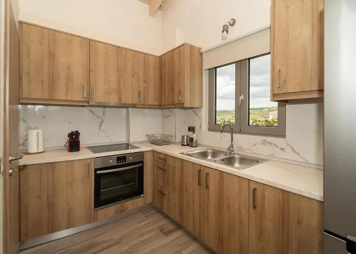 Carlos Mansion Luxury Aparthotel Methone